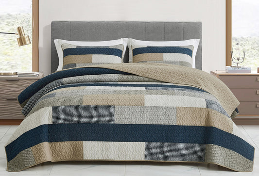 Lightweight Reversible Cotton Patchwork Quilt Set