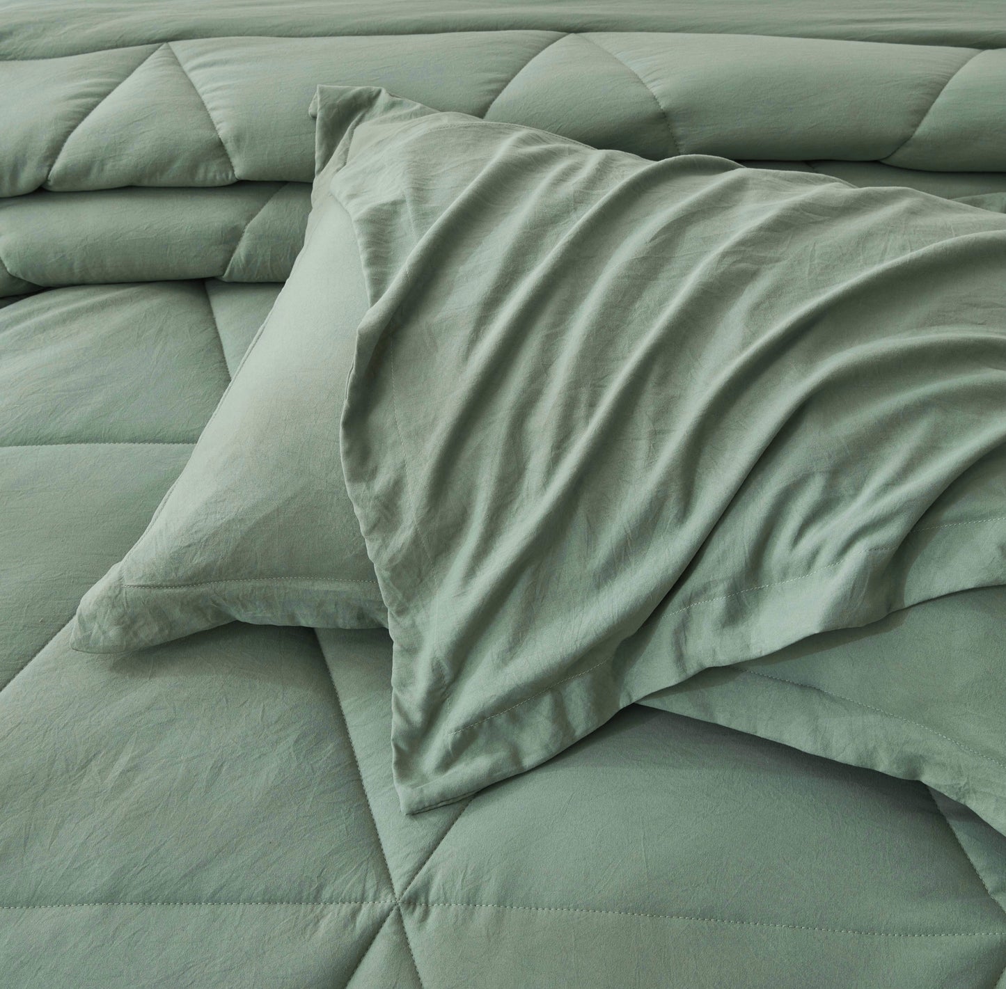 Rory 3-Piece Triangle Geometric Microfiber Comforter Set