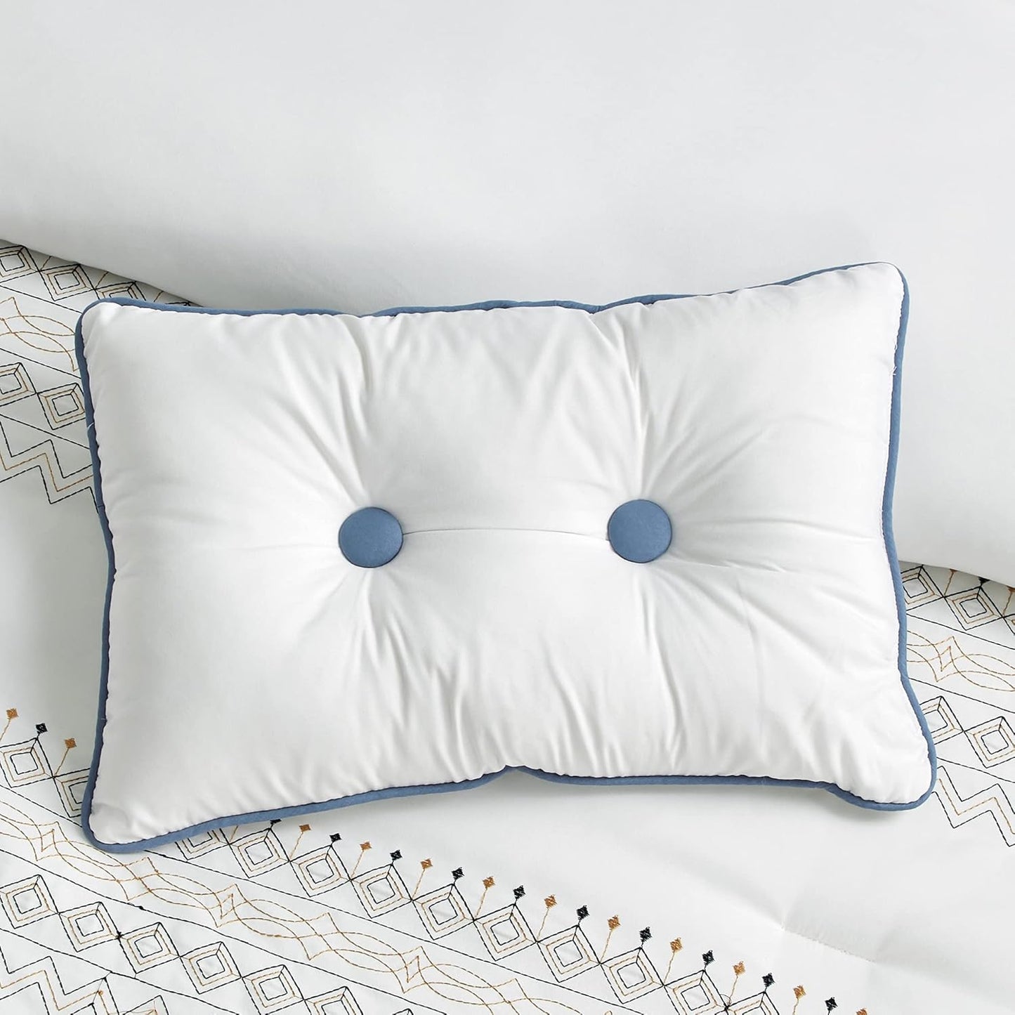 Hart 7-Piece Southwestern Boho Geometric Embroidery Lightweight Comforter Set