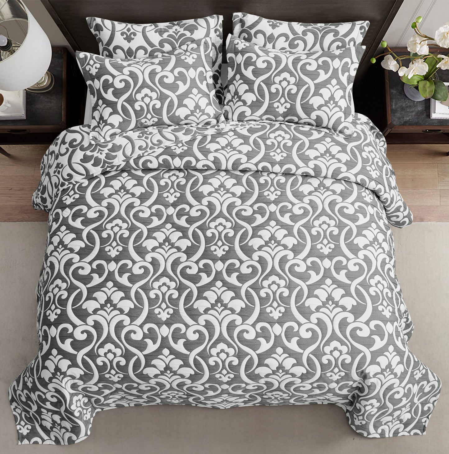 5-Piece Oversized Jacquard Matelasse Damask Pattern Lightweight Reversible Coverlet Set