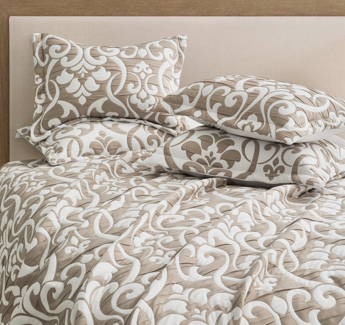 5-Piece Oversized Jacquard Matelasse Damask Pattern Lightweight Reversible Coverlet Set