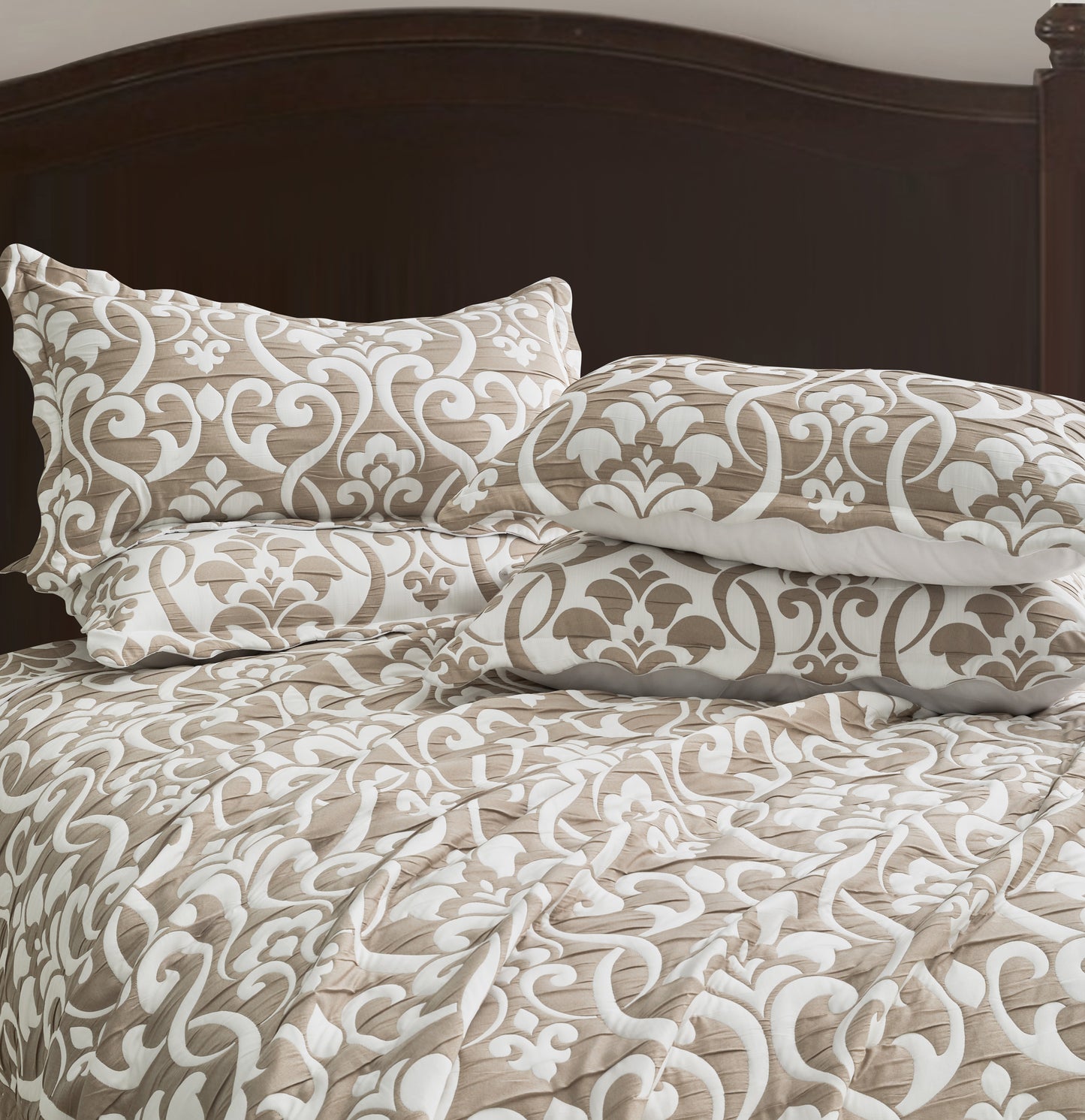 5-Piece Oversized Jacquard Matelasse Damask Pattern Lightweight Reversible Coverlet Set Textured Dot Border