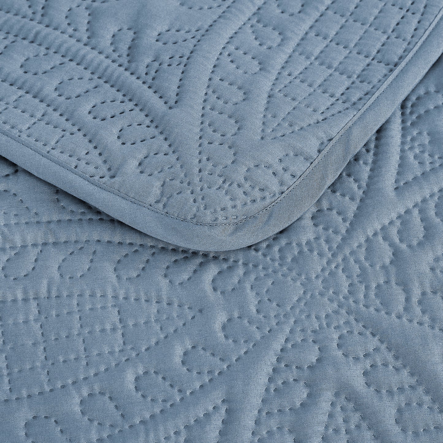 Austin Oversized Microfiber Bedspread Coverlet Set