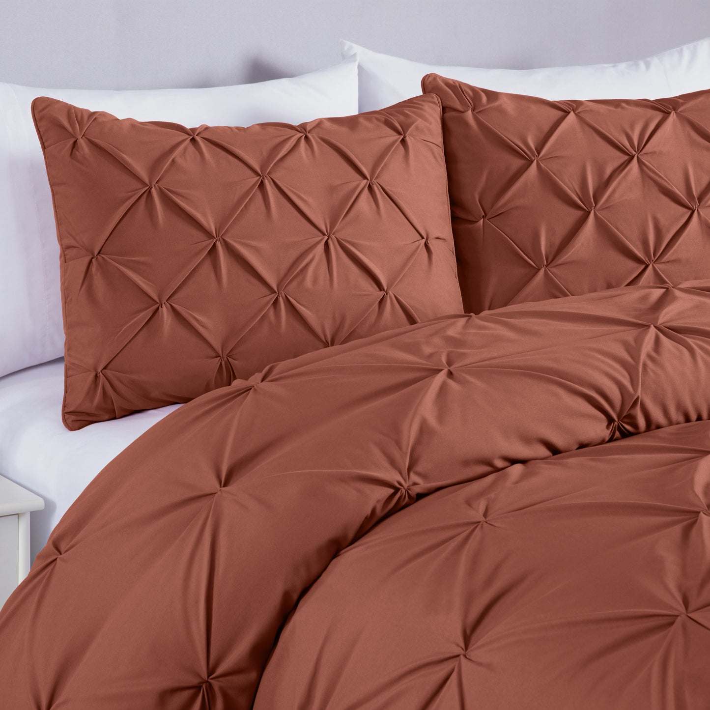 Berlin Pinch Pleat Pintuck Comforter Set