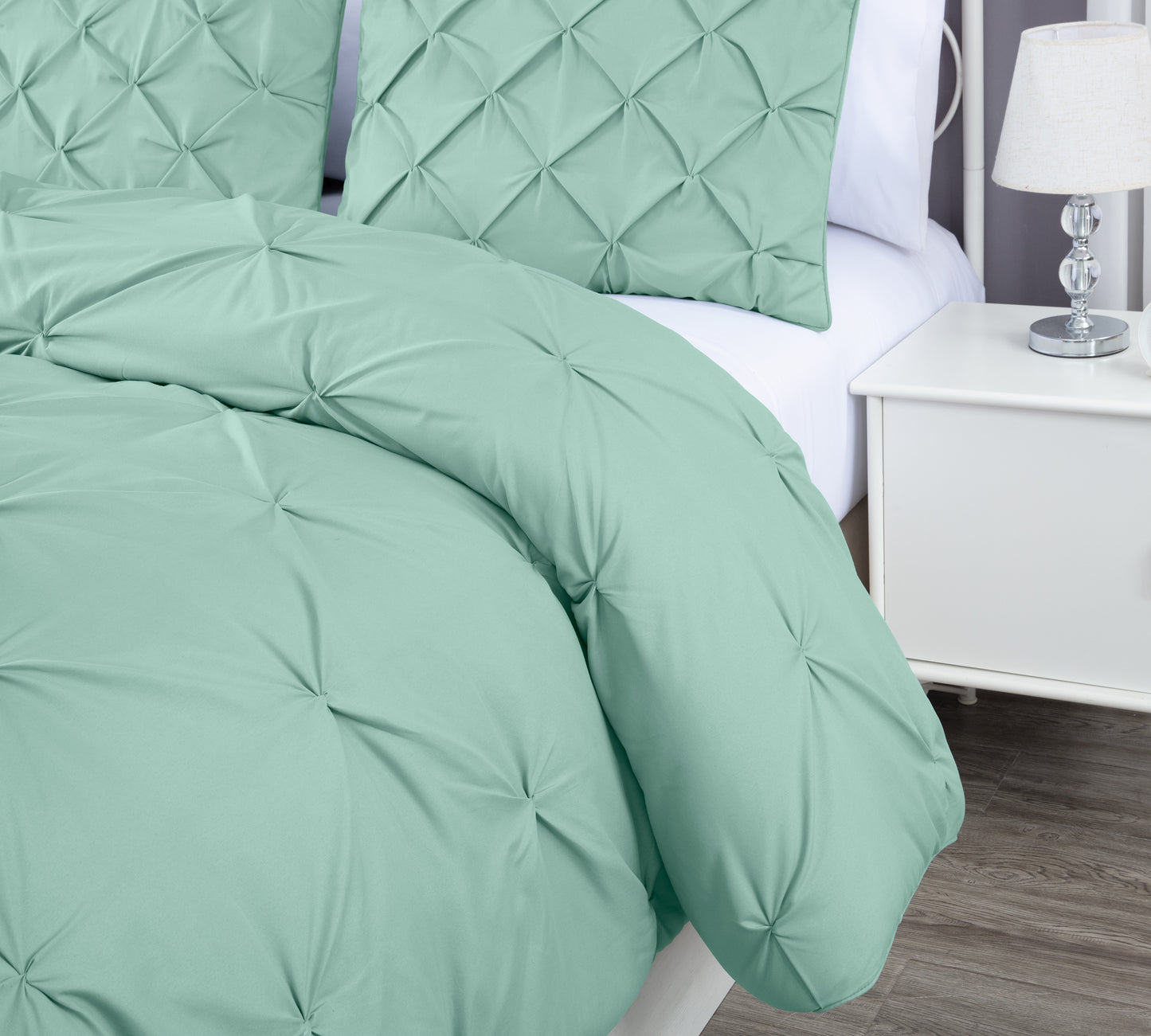 Berlin Pinch Pleat Pintuck Comforter Set