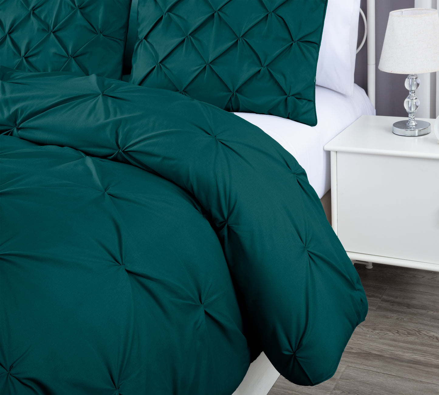 Berlin Pinch Pleat Pintuck Comforter Set