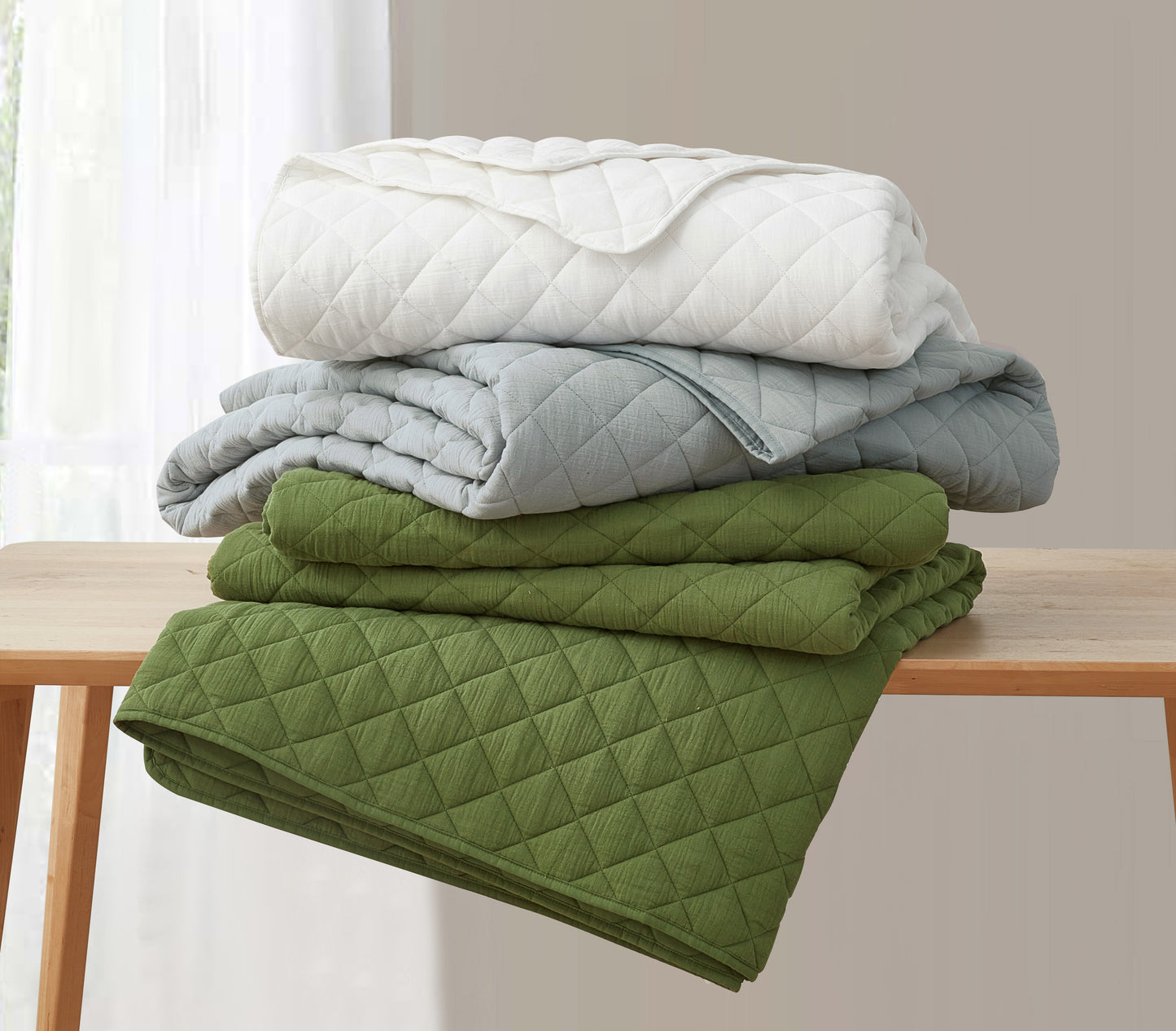 Breeze 3-Piece Lightweight Cotton Gauze Quilt Set