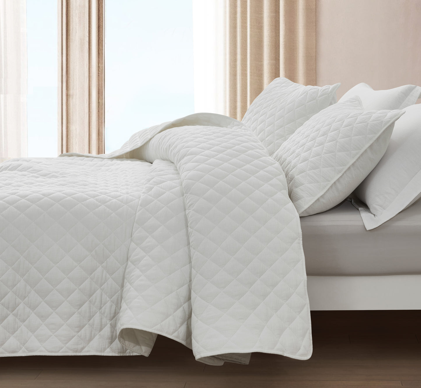 Breeze 3-Piece Lightweight Cotton Gauze Quilt Set