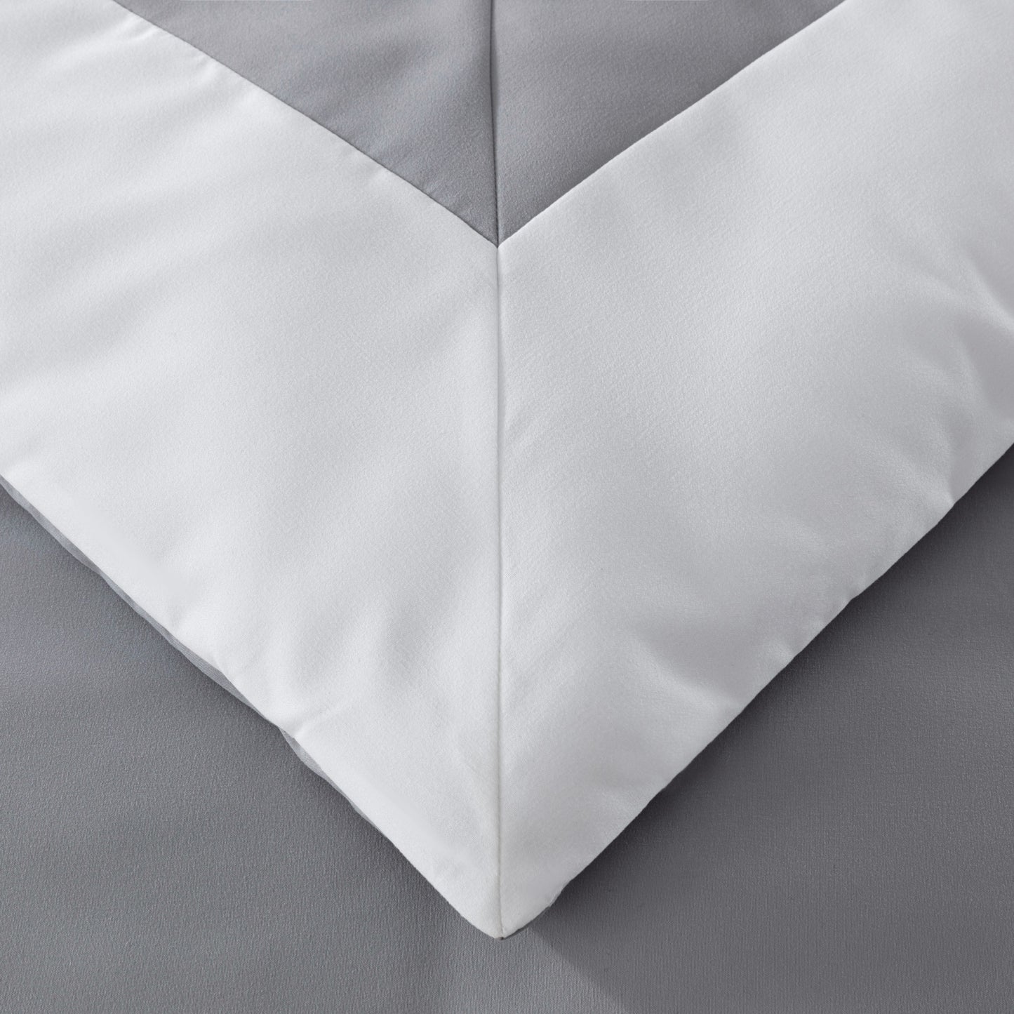 Caprice 7-Piece Hotel style Border Frame Comforter Set