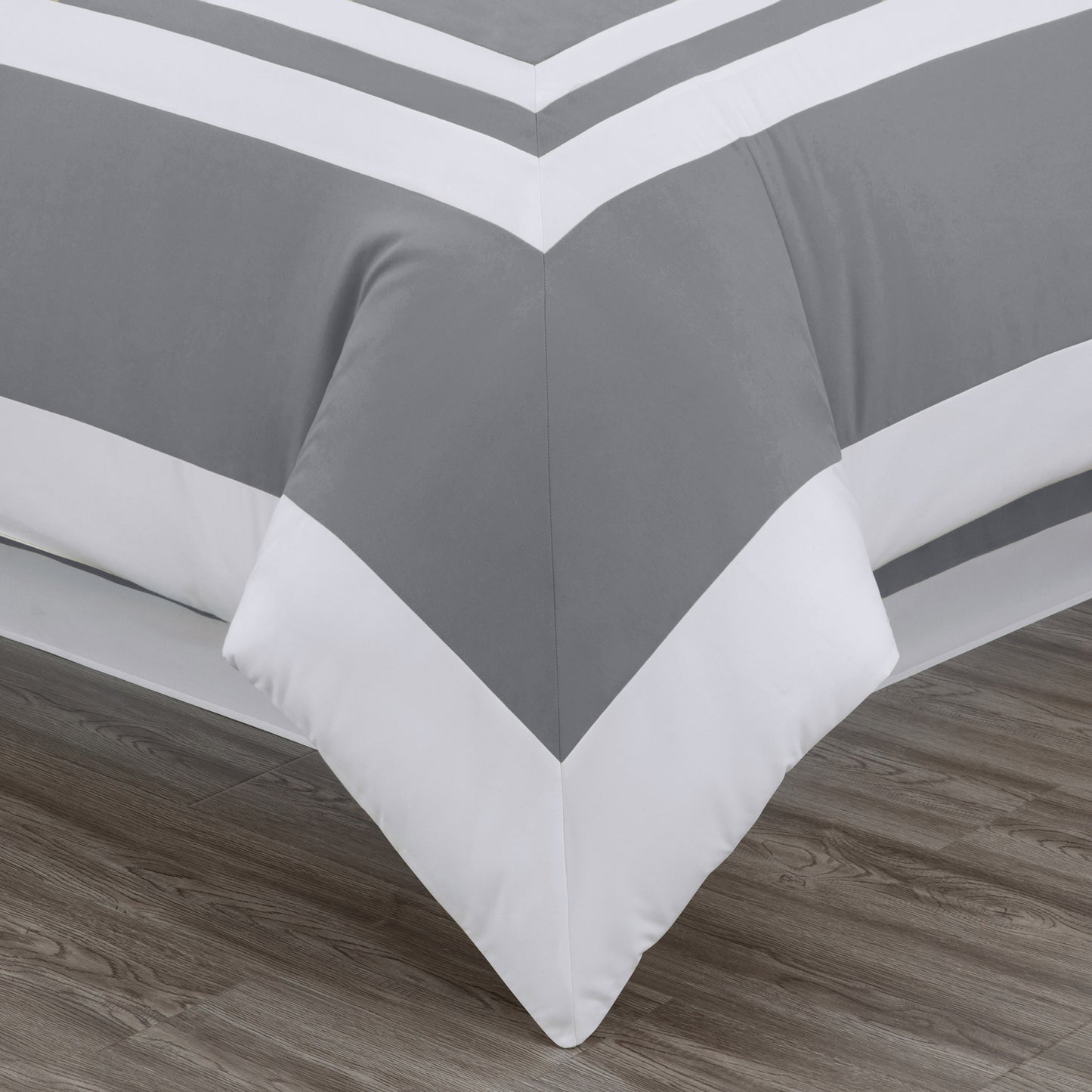 Caprice 7-Piece Hotel style Border Frame Comforter Set