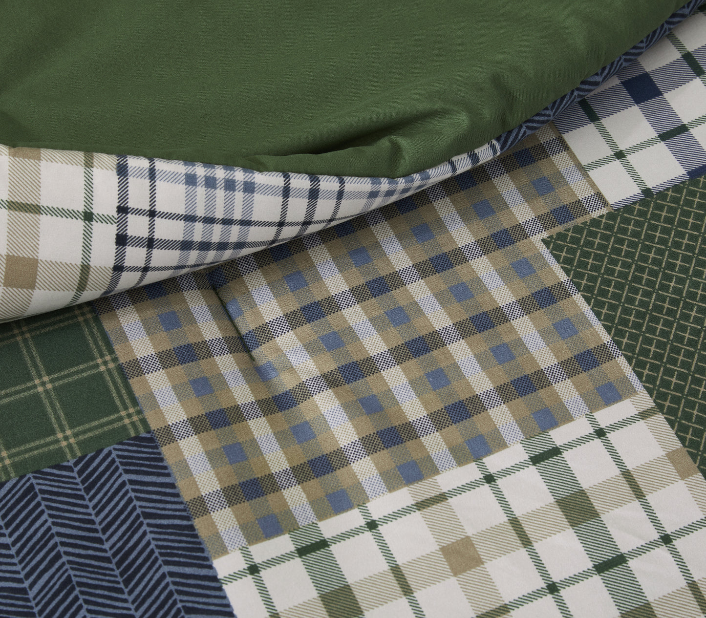 2/3-Piece Printed Pre-Washed Microfiber Lightweight Comforter Set