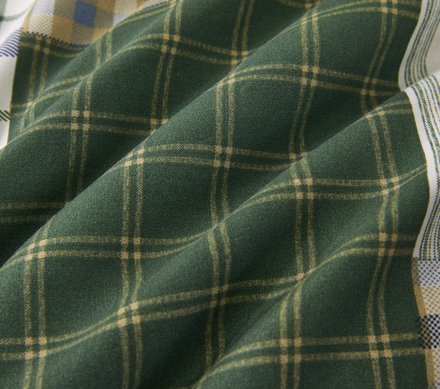 2/3-Piece Printed Pre-Washed Microfiber Lightweight Comforter Set