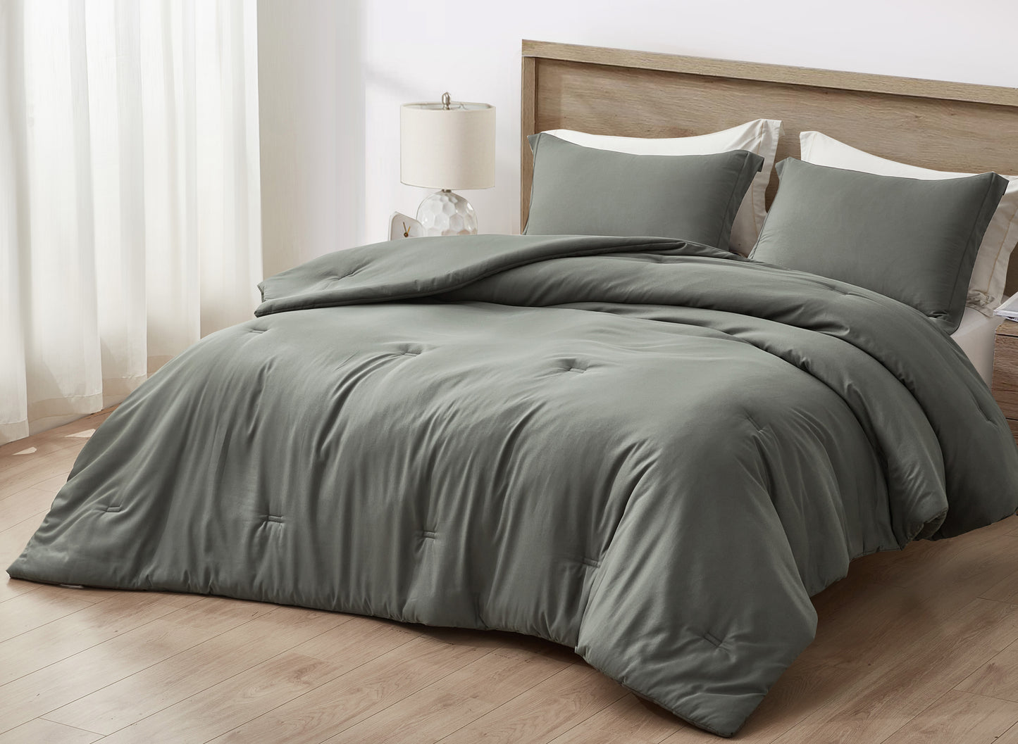 Cliff 3-Piece Rayon Derived from Bamboo & Polyester Blended Comforter Set