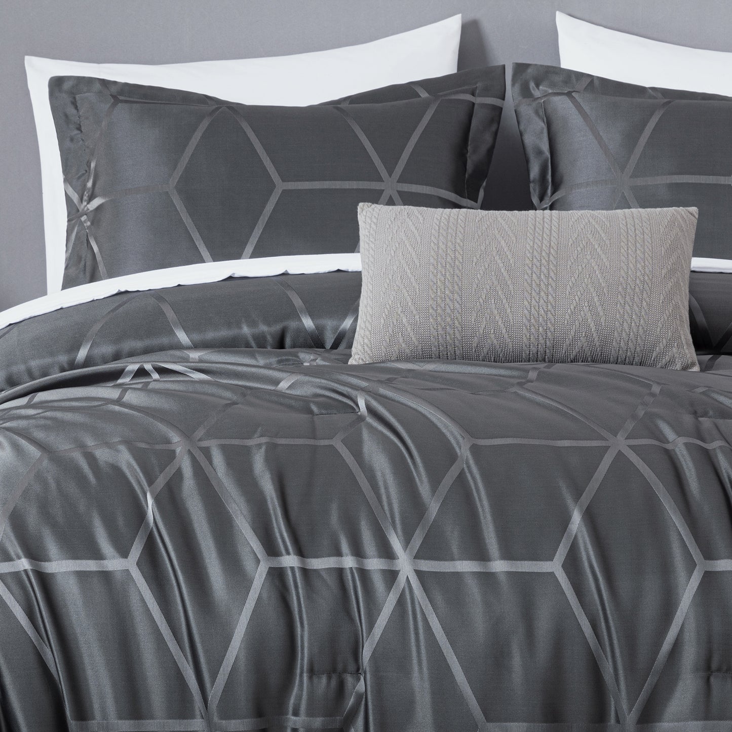 Corvo 4-Piece Modern Luxury Geometric Lattice Jacquard Comforter Set