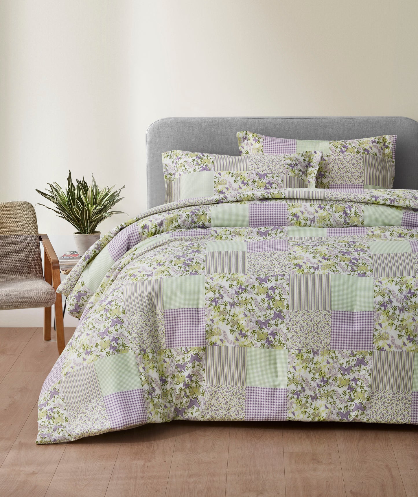 2/3-Piece Printed Pre-Washed Microfiber Lightweight Comforter Set