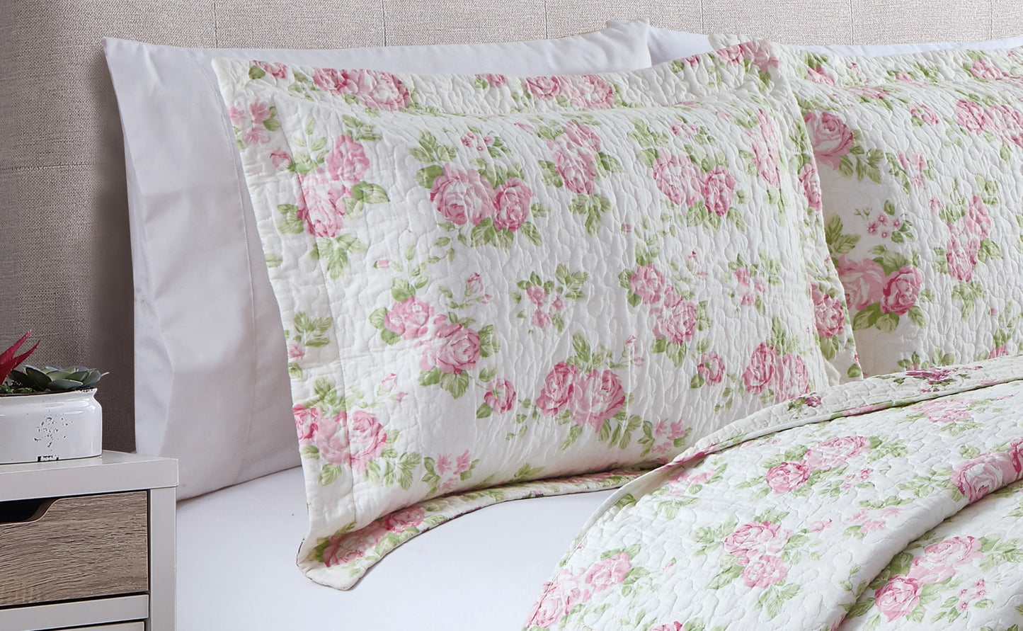 2/3-Piece Printed Lightweight Reversible Stone Washed Cotton Quilt Set