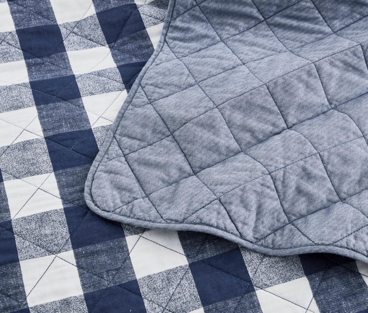 2/3-Piece Printed Lightweight Reversible Stone Washed Cotton Quilt Set