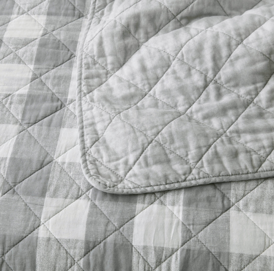 2/3-Piece Printed Lightweight Reversible Stone Washed Cotton Quilt Set