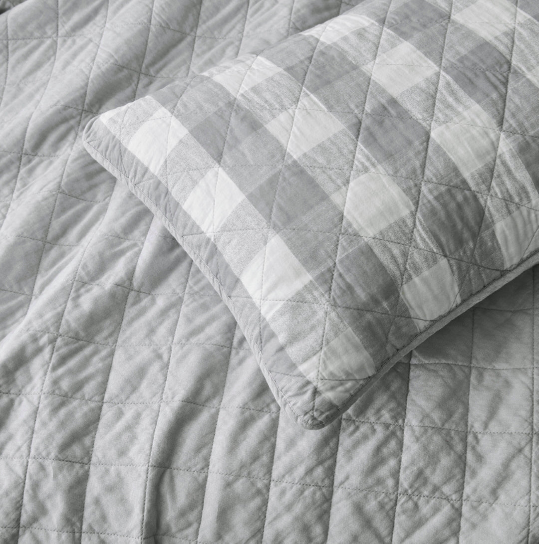 2/3-Piece Printed Lightweight Reversible Stone Washed Cotton Quilt Set