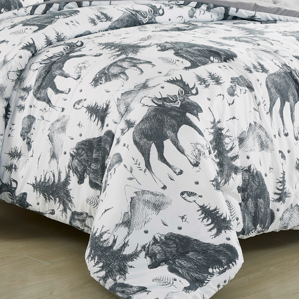 Lodge Inspired Printed Microfiber Comforter Set