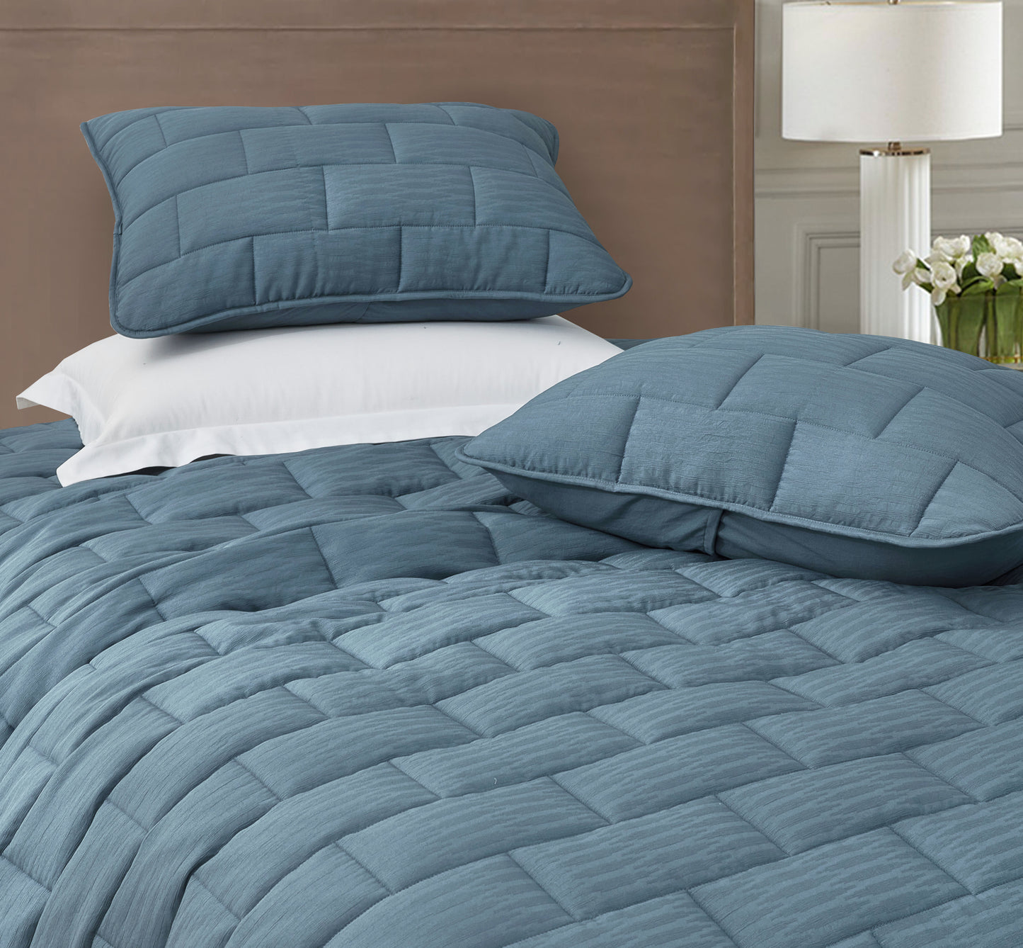 George 3-Piece Jacquard Textured Woven Quilt Set