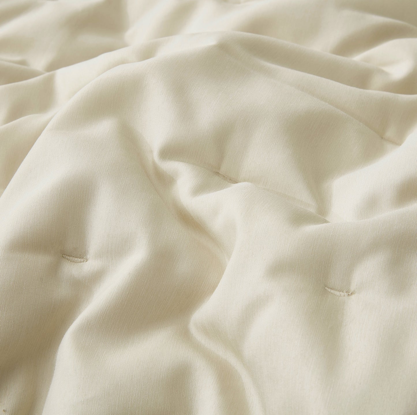 Glen 3-Piece Rayon Derived from Bamboo & Polyester Blended Crescent Stitched Quilt Set