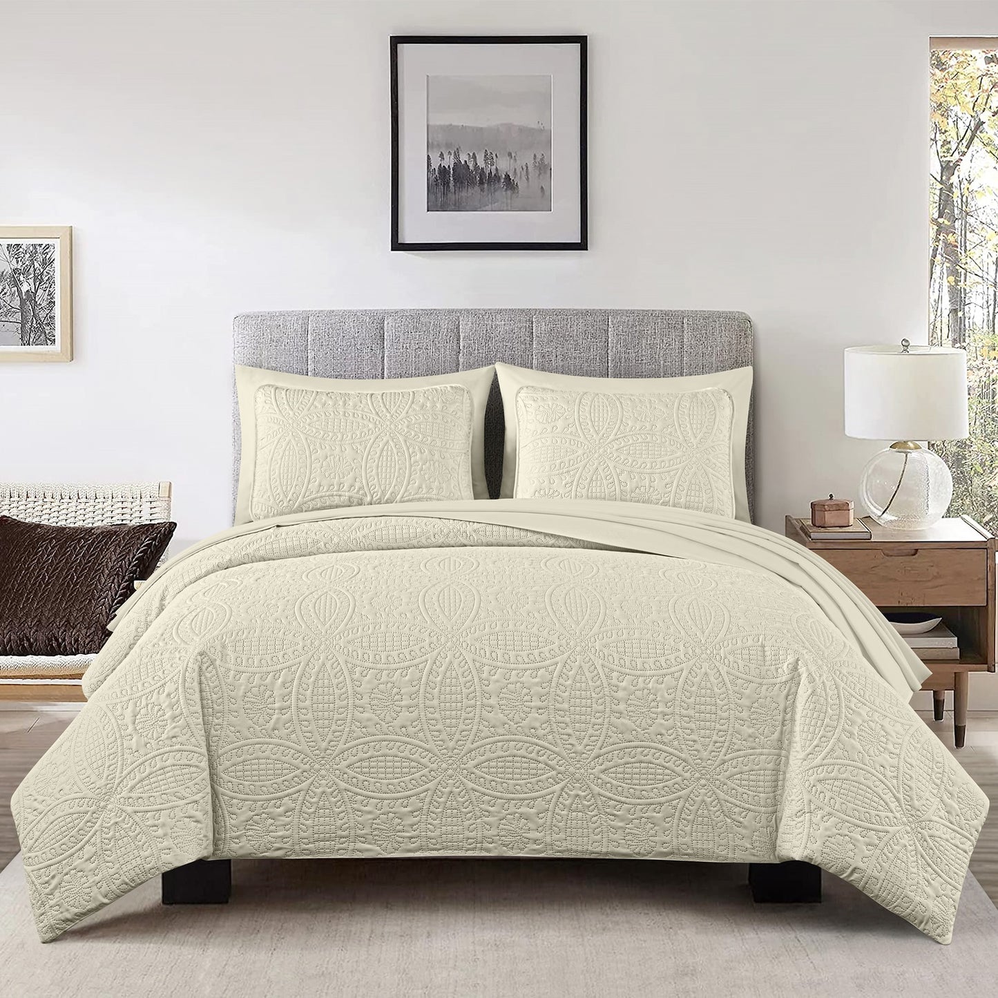 Liam Luxury Medallion Pinsonic Quilted Bed in a Bag Comforter Set