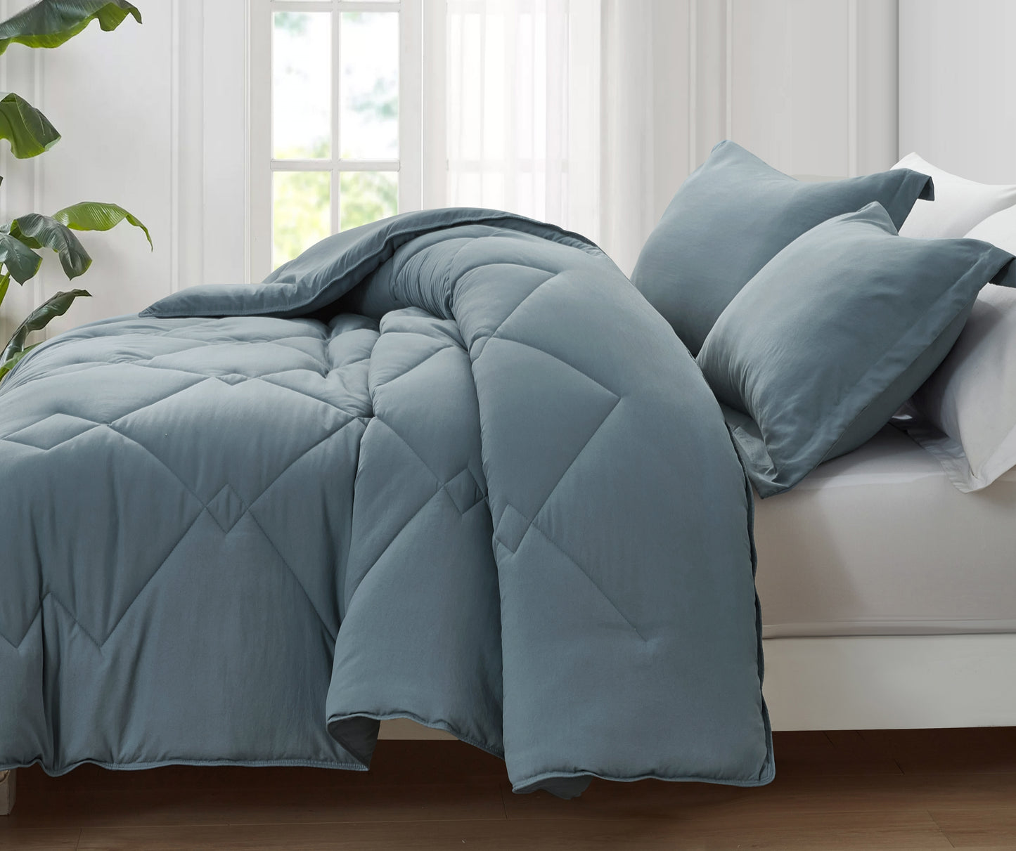 Logan Soft Lightweight Microfiber Comforter Set