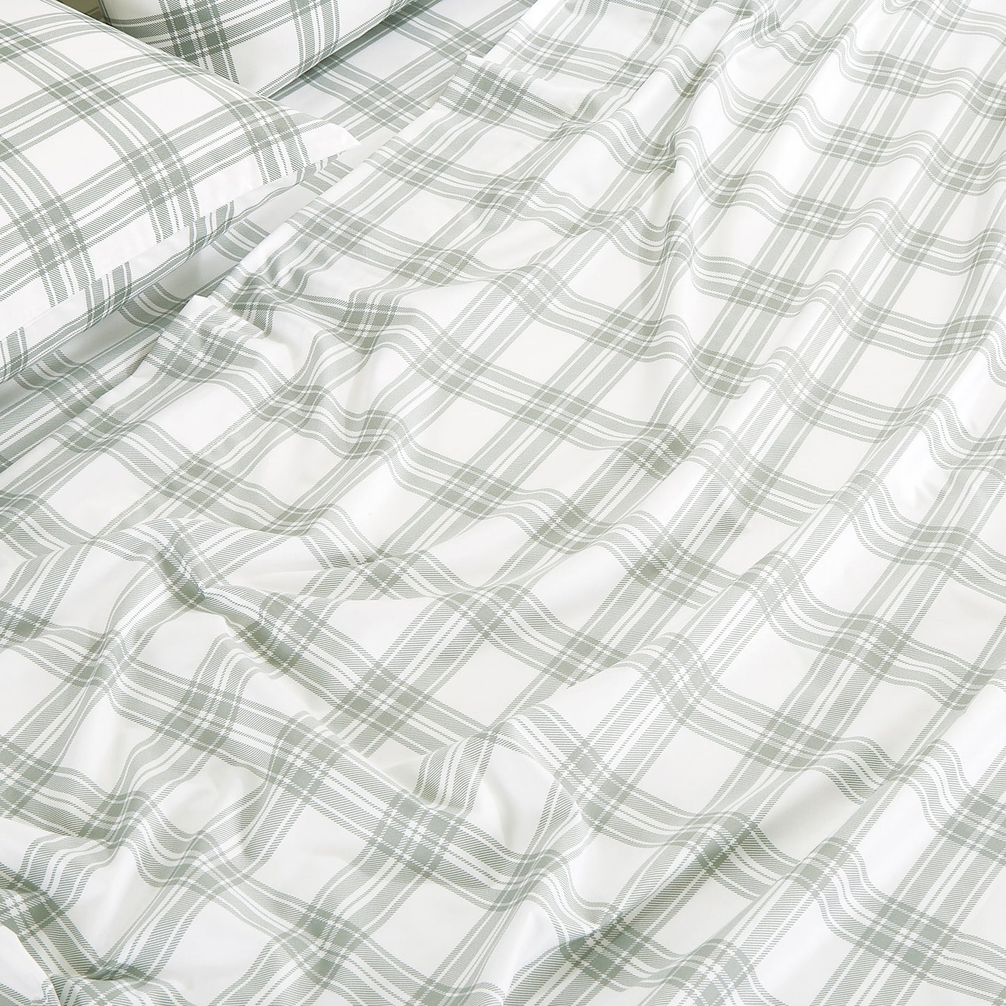 2/3-Piece Plaid Striped Printed Microfiber Comforter for All Season