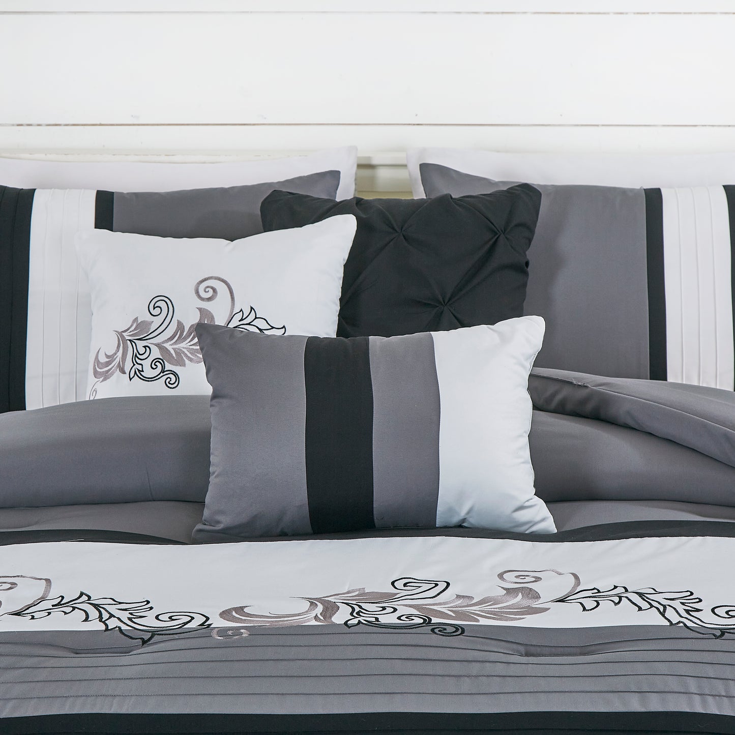 Napa 7-piece Luxury Leaves Scroll Embroidery Bedding Comforter Set