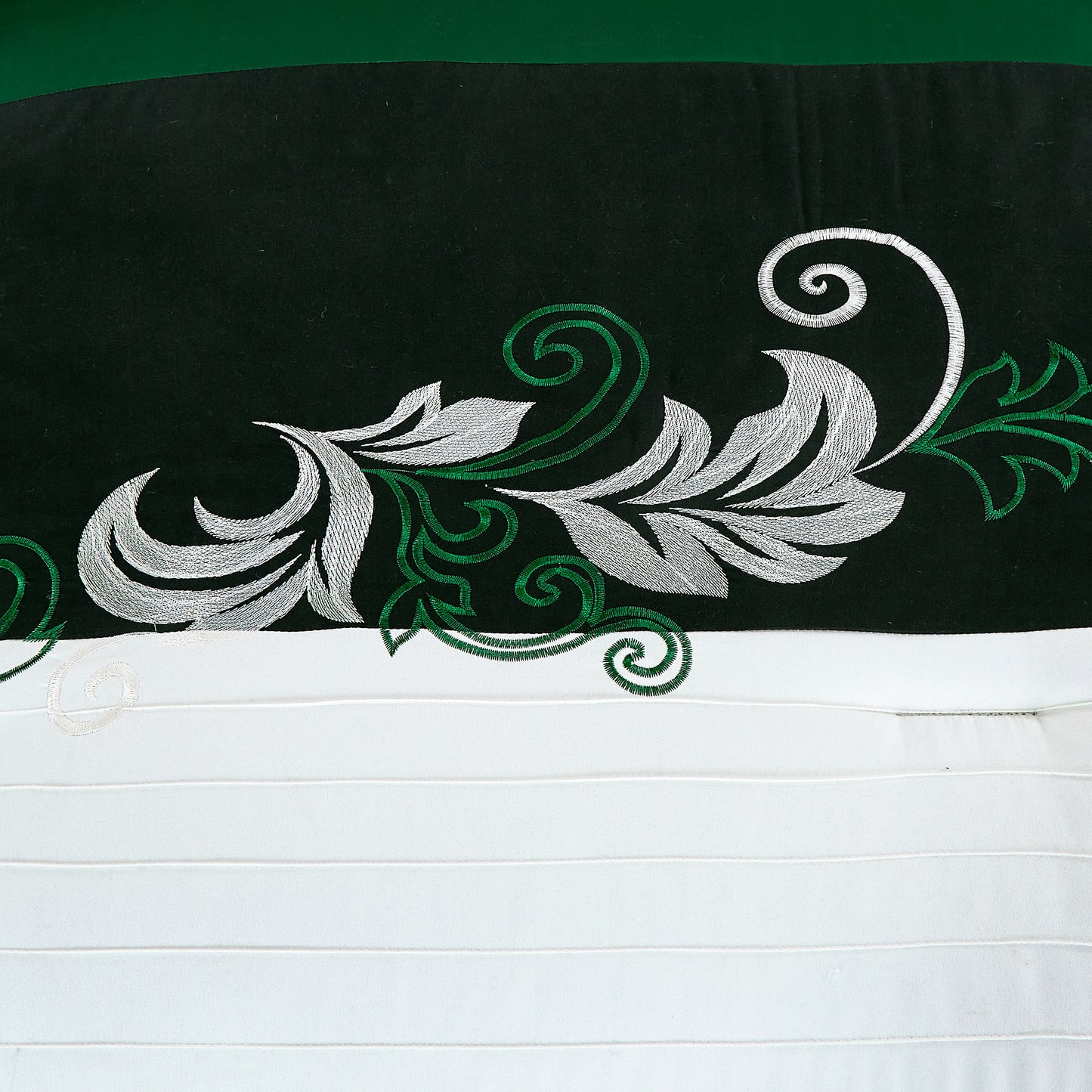 Napa 7-piece Luxury Leaves Scroll Embroidery Bedding Comforter Set