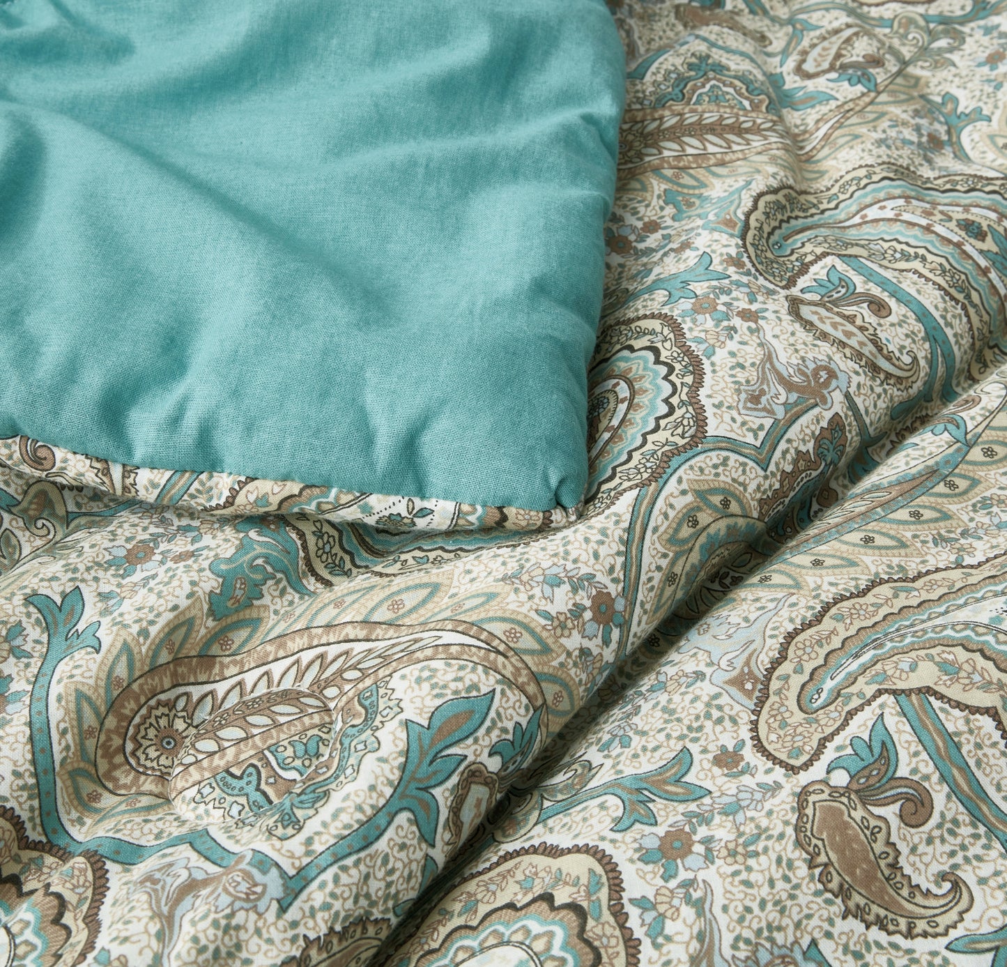 Garment Washed Cotton Comforter Bedding Set, Reversible Lightweight Comforter for All Season