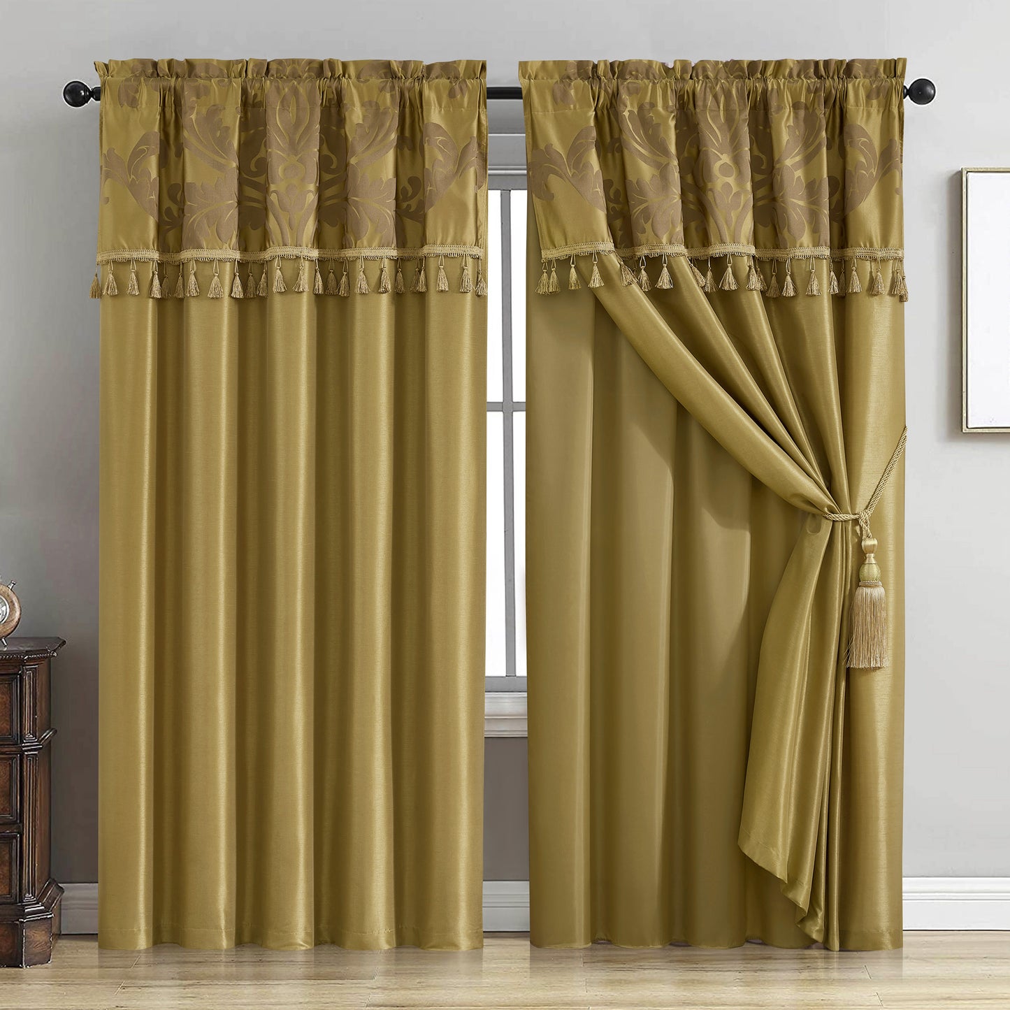 Royale 4-piece Floral Jacquard Window Curtain Set