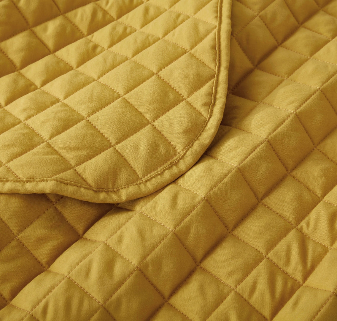 Teo Diamond Stitch Soft Washed Microfiber Quilt Bedspread Set