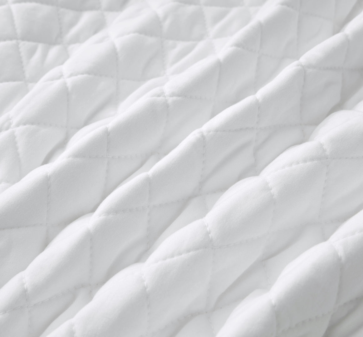 Teo Diamond Stitch Soft Washed Microfiber Quilt Bedspread Set