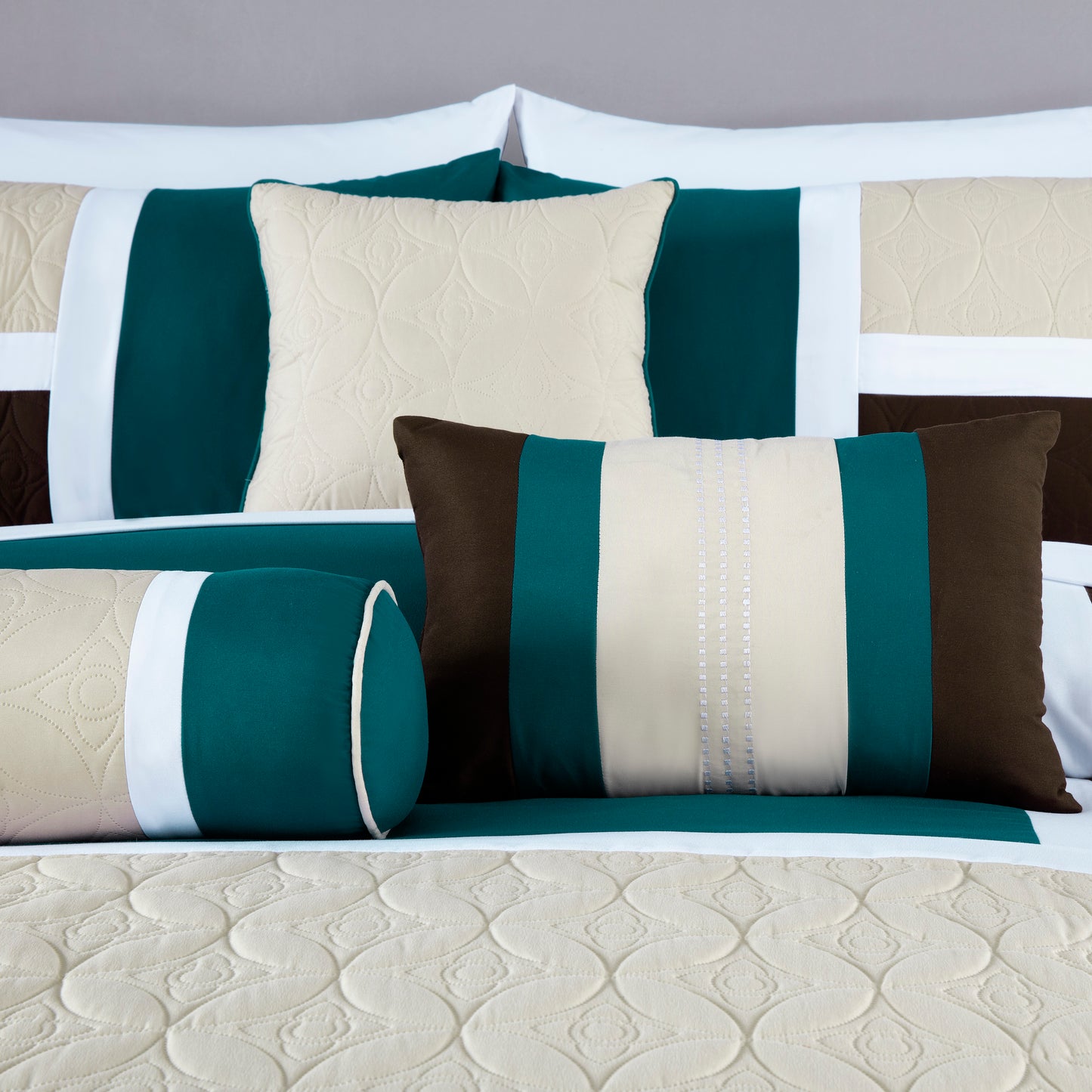 Upland 7-Piece Quilted Patchwork Comforter Set