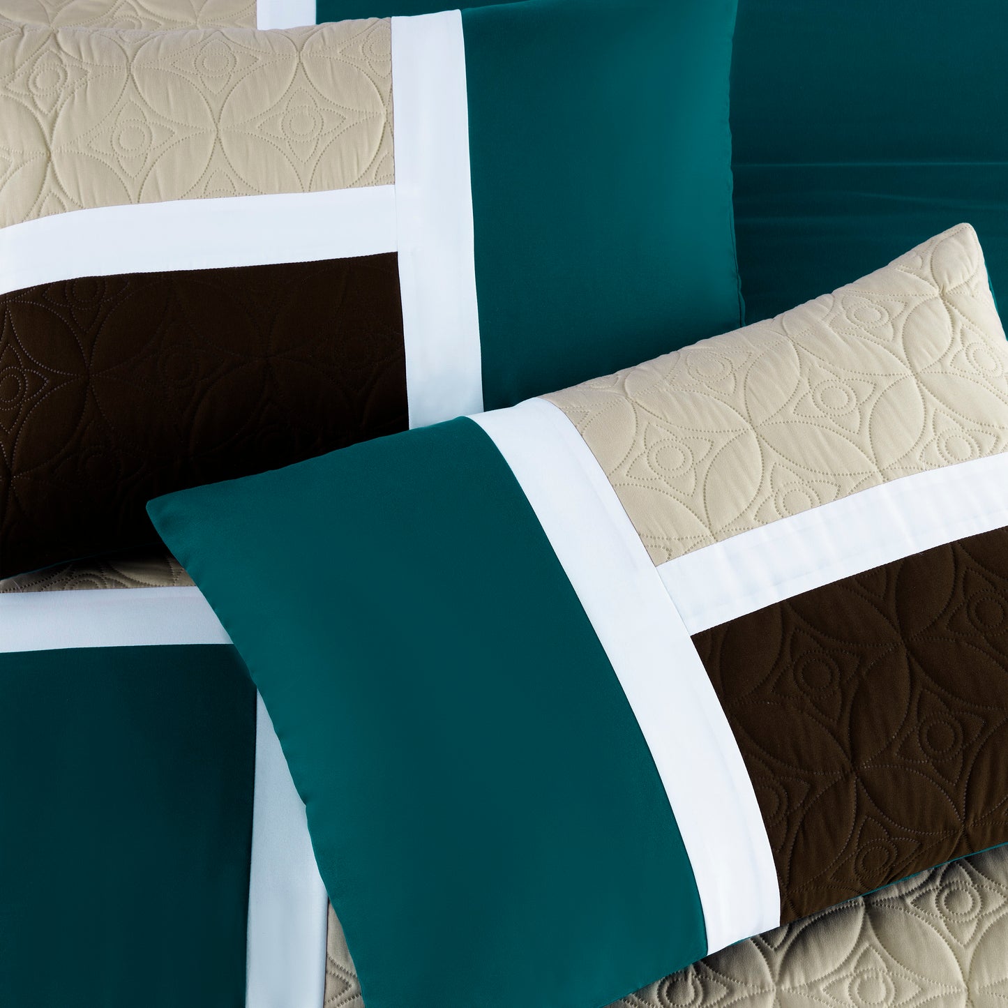 Upland 7-Piece Quilted Patchwork Comforter Set