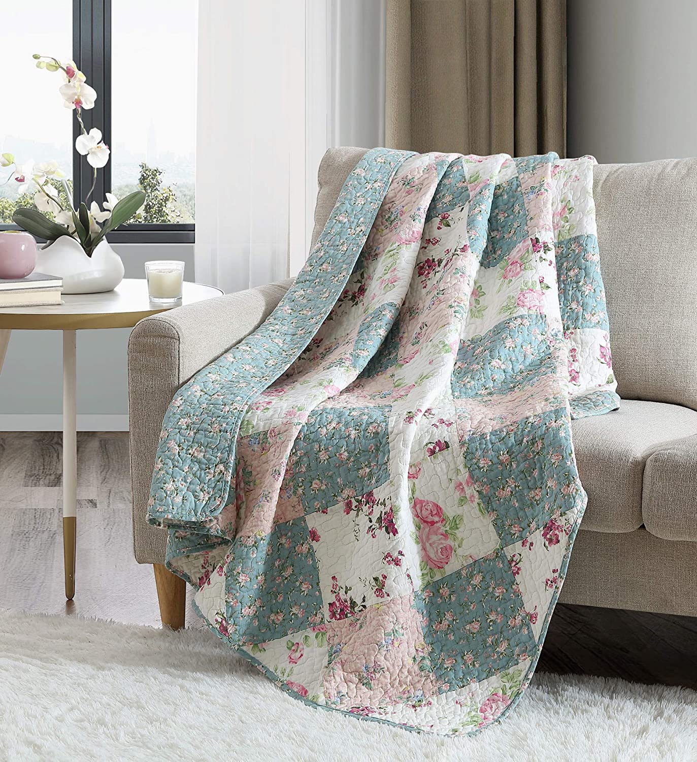 Jolie Quilt Throw Lifestyle Overview