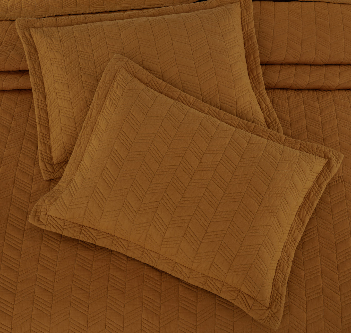 Roswell 3-piece Geometric Diagonal Stripe Stitched Cotton Quilt Set