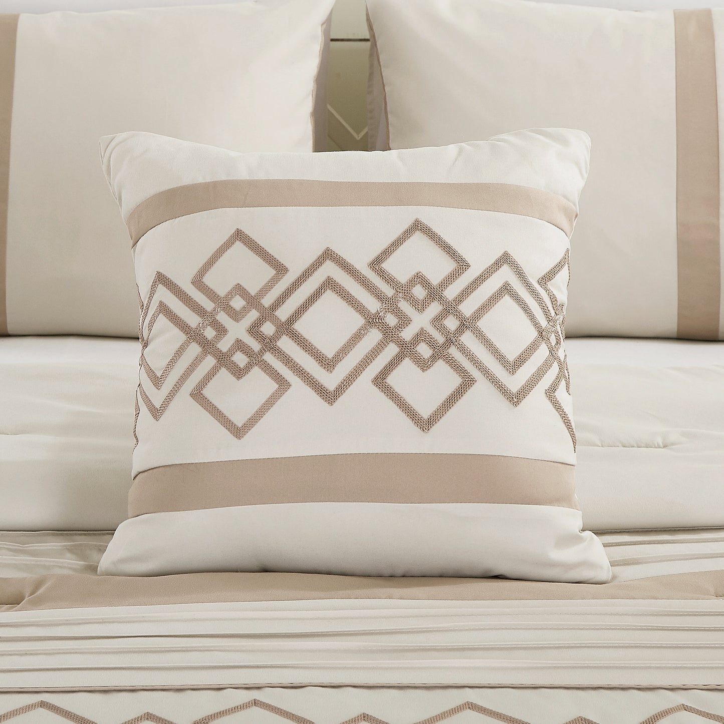 Ariel 7-Piece Geometric Chenille Embroidery Comforter Set