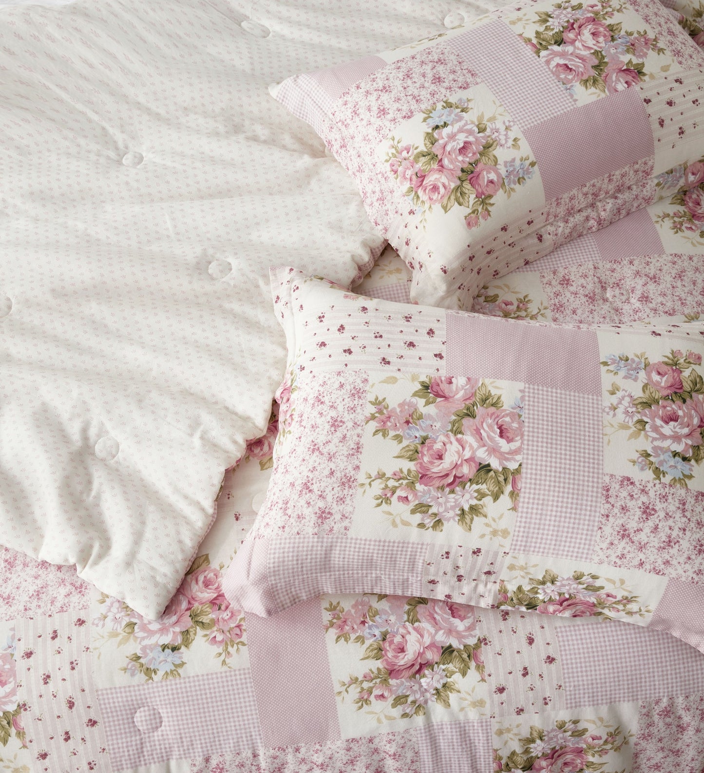 Rosy Floral Print Patchwork Cotton Lightweight Comforter Set